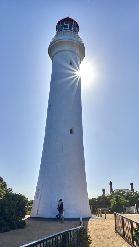 Split-Point Lighthouse